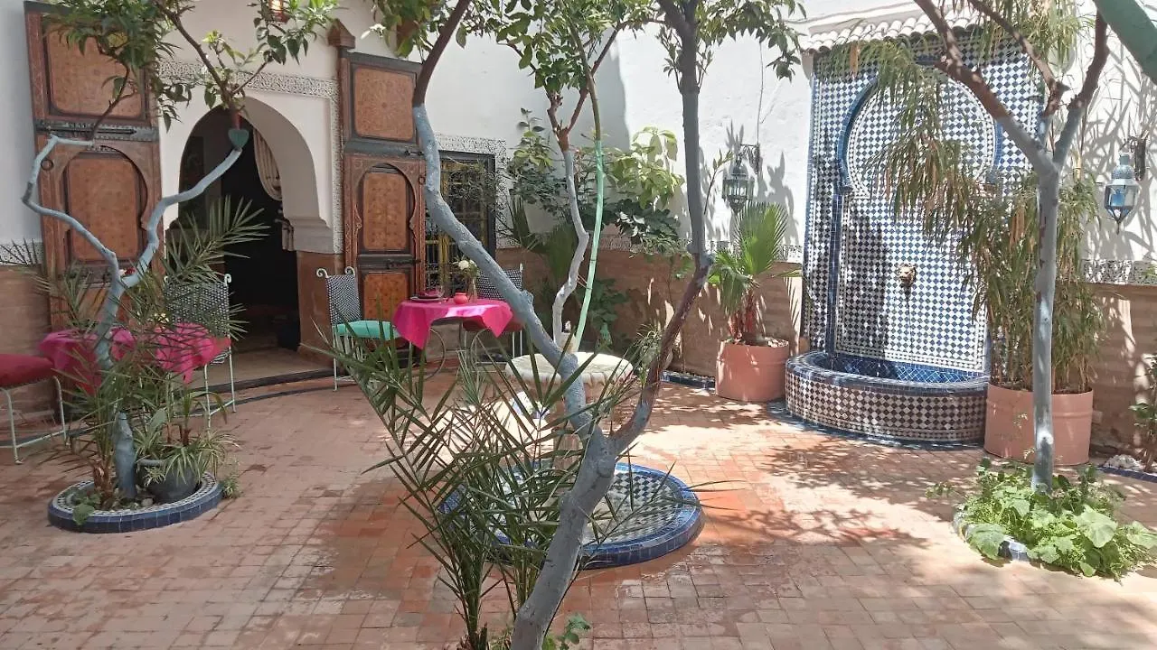 מרקש Riad Maizie 3*,